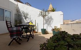 Ayla Studio House